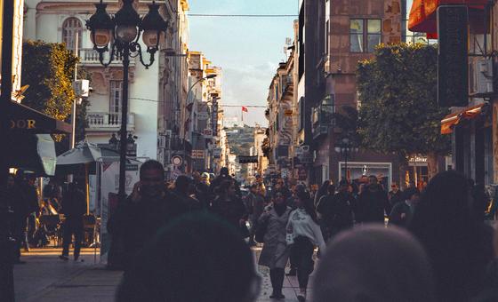Volker Türk appelle la Tunisie à respecter les libertés démocratiques, dans un contexte préélectoral marqué par la répression de l’opposition